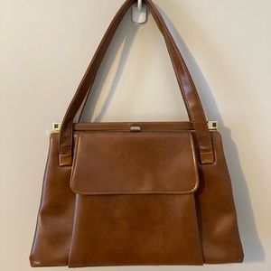 Vintage Clasp Leather Handbag